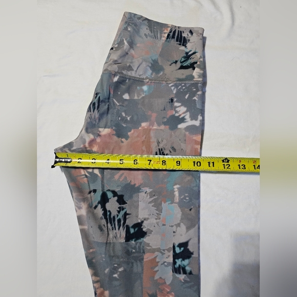 Lululemon Align High Rise - Picture 10 of 13